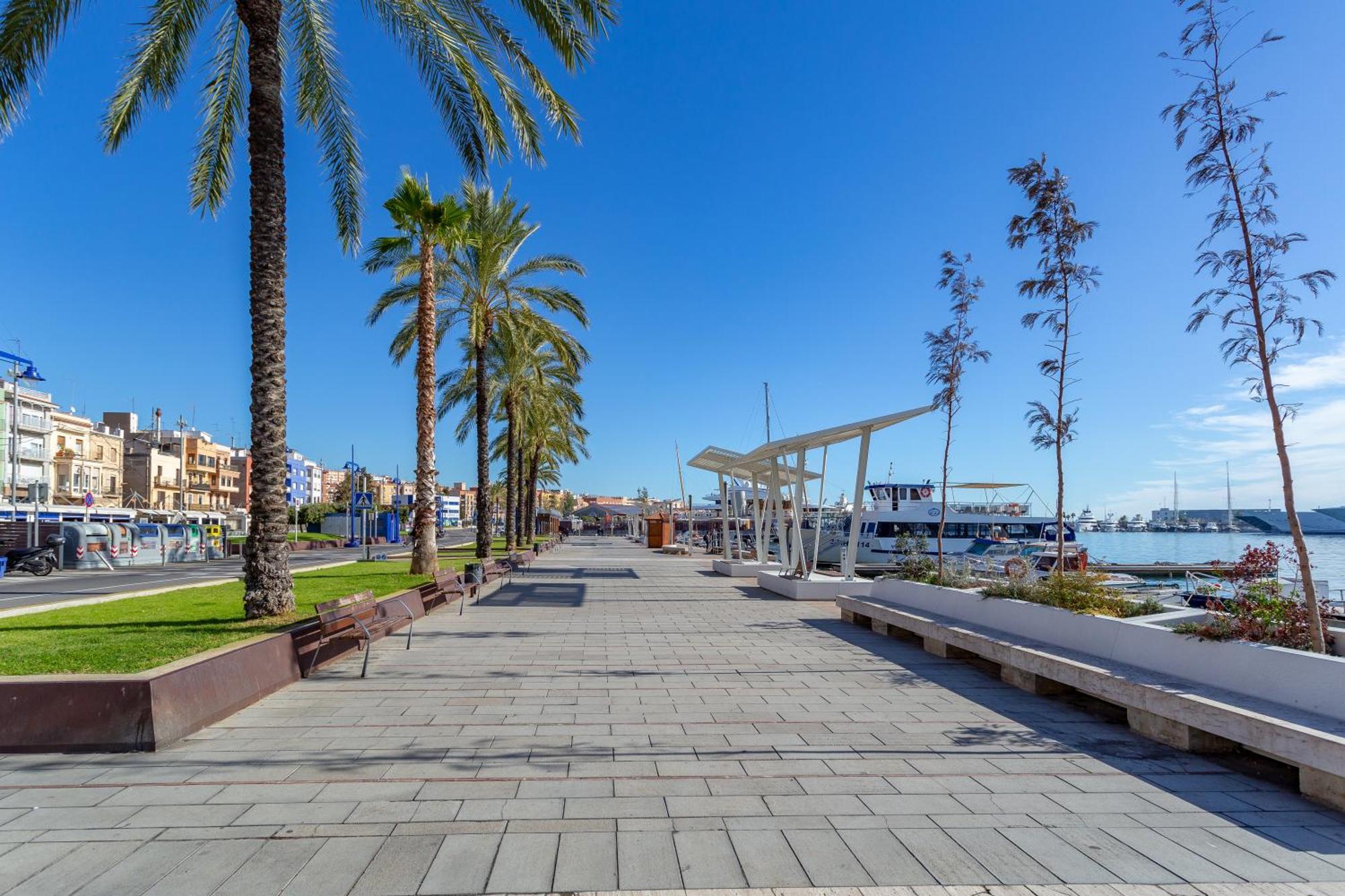 Cosy Apartment. 10Min Walk To The Beach & Train Ταραγόνα Εξωτερικό φωτογραφία